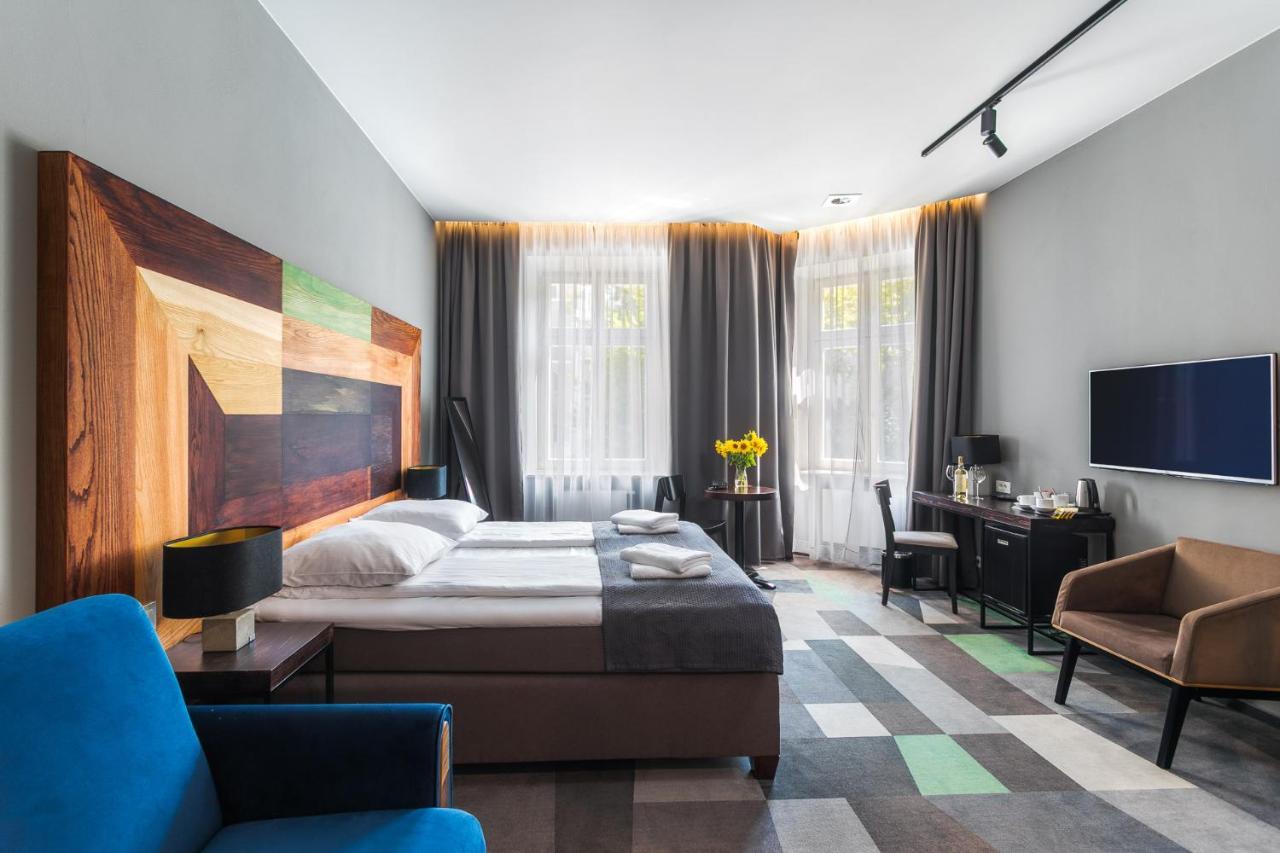 Dada Premium Aparthotel Краков Экстерьер фото