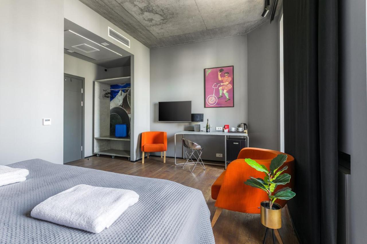 Dada Premium Aparthotel Краков Экстерьер фото