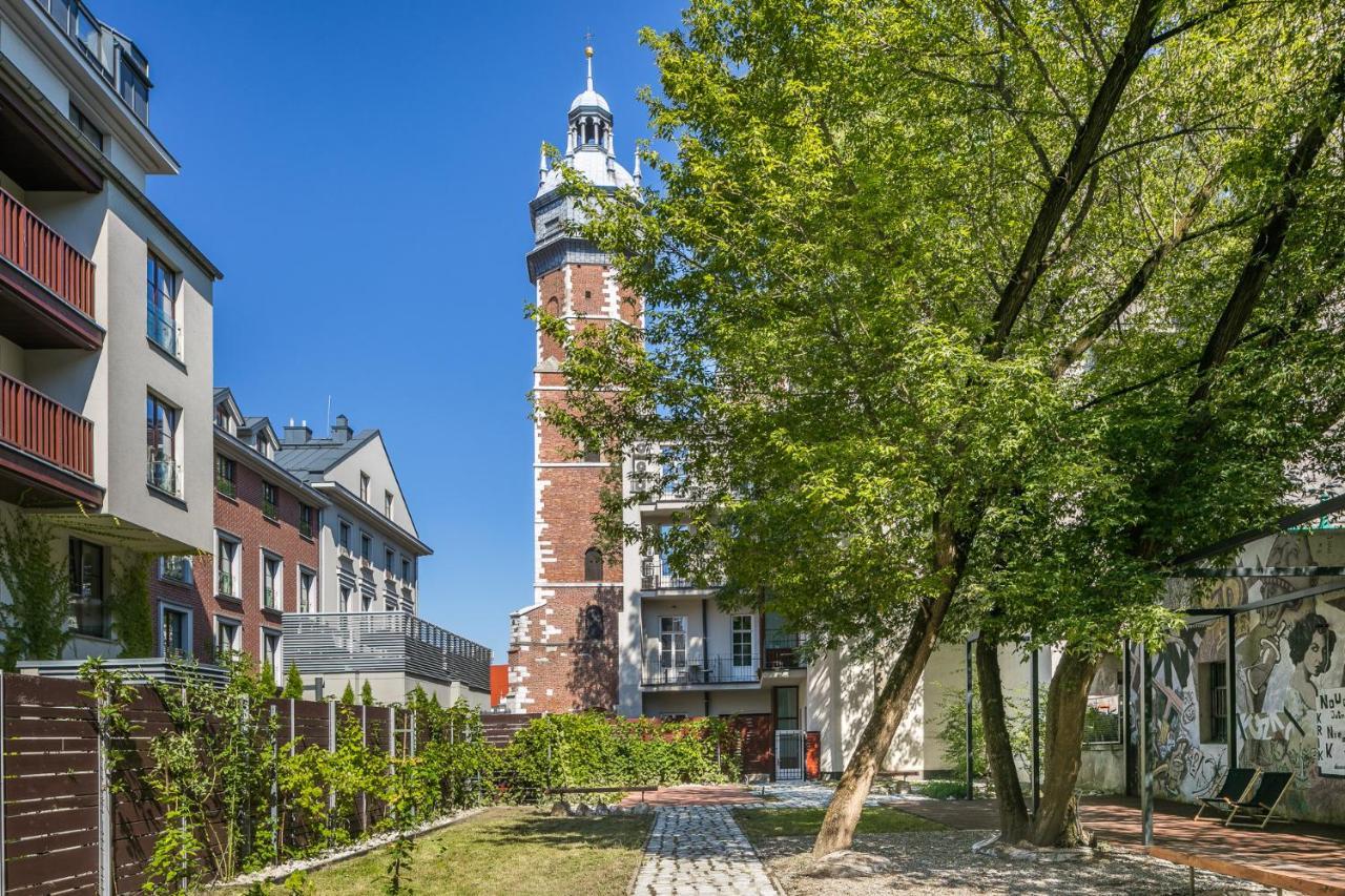 Dada Premium Aparthotel Краков Экстерьер фото