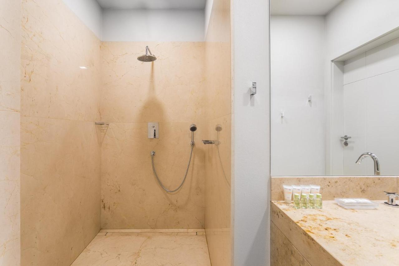 Dada Premium Aparthotel Краков Экстерьер фото
