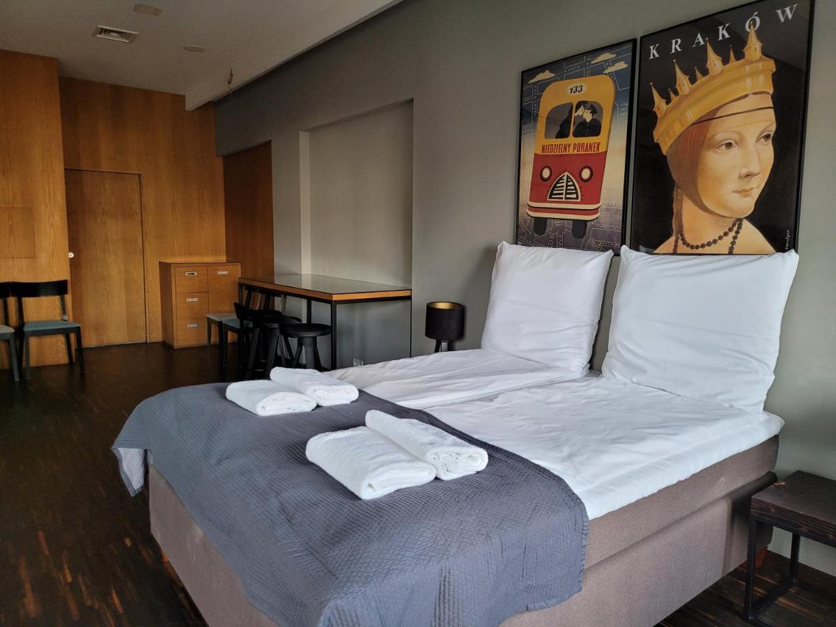 Dada Premium Aparthotel Краков Экстерьер фото